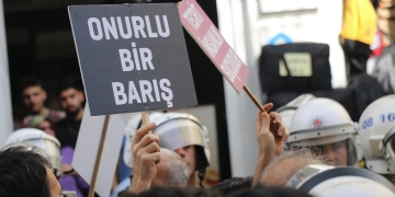 Turkish police detain dozens during anti-war protest in Istanbul