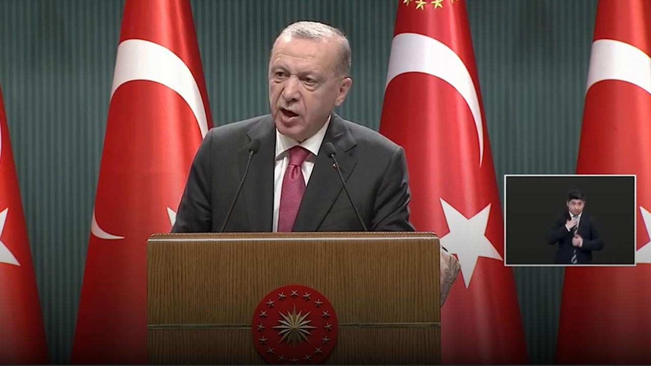 Turkish president signals new attack against Kurds in Syria
