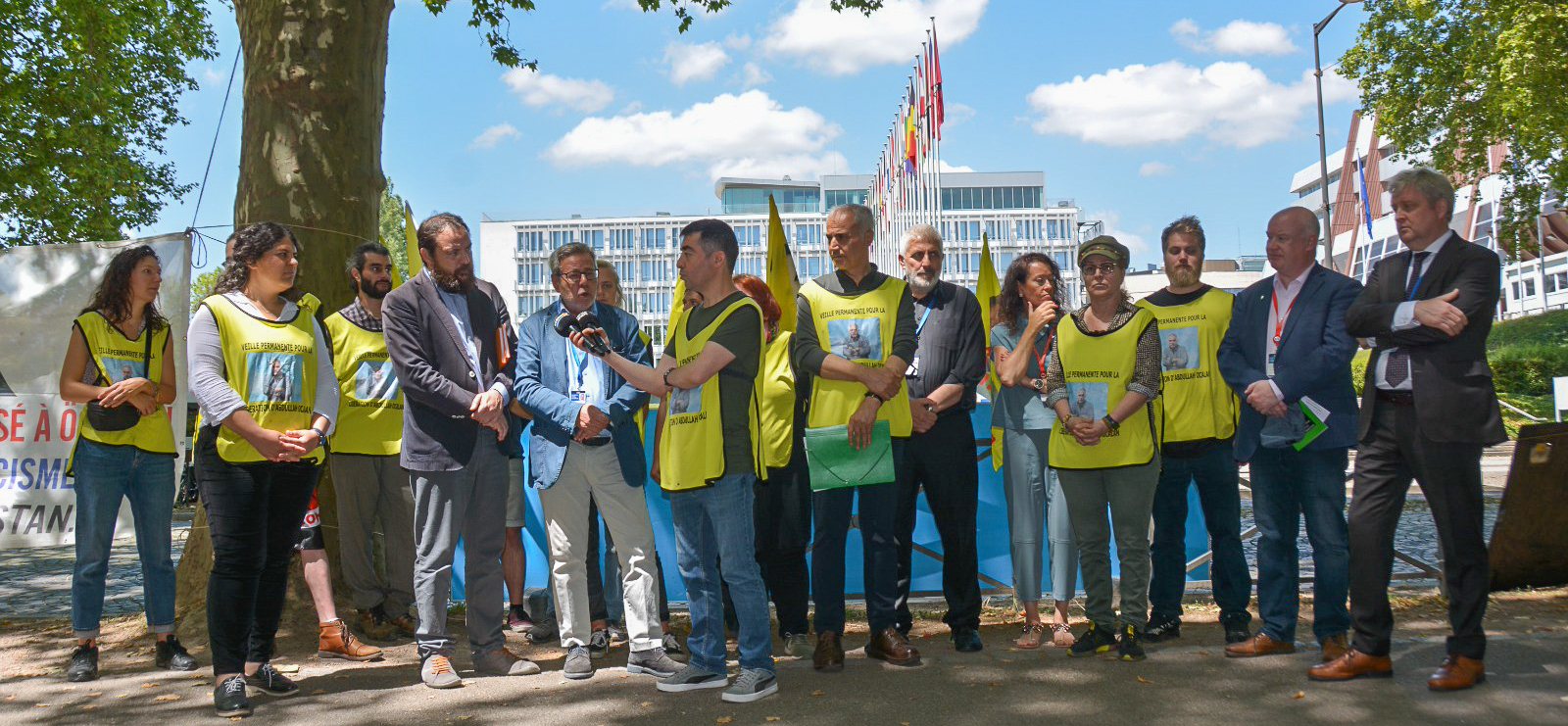 European MPs take up the Freedom for Öcalan vigil on its 10th year anniversary