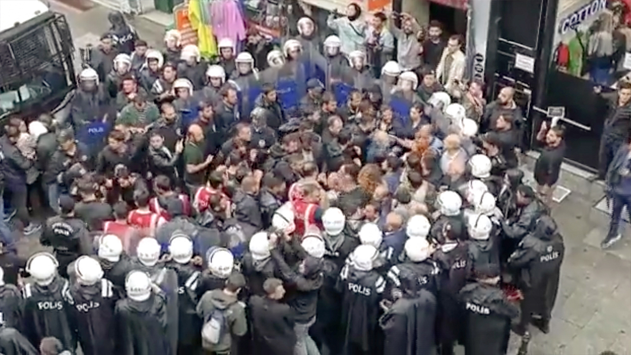 Arrests as Turkish police obstruct protest march against Öcalan’s isolation