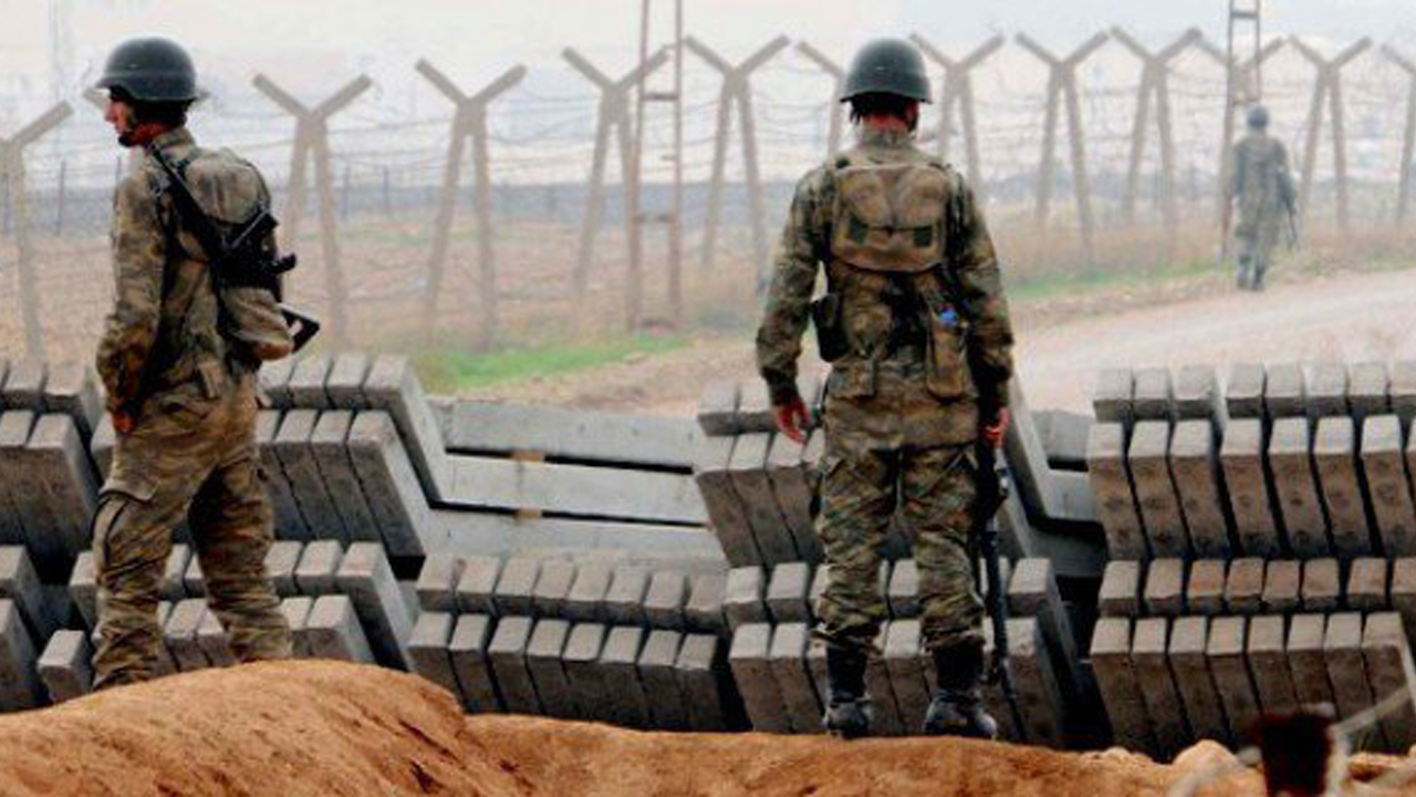 Turkish troops torture three children caught trying to cross border