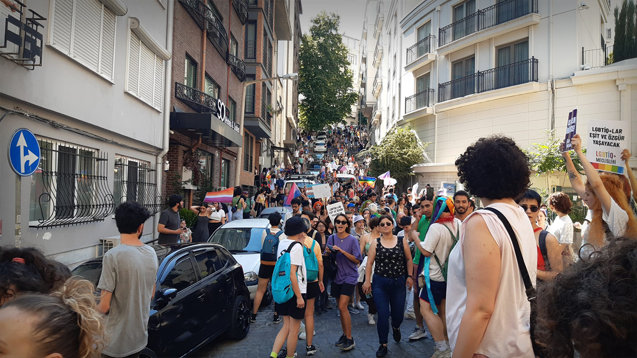 Over 360 including AFP reporter arrested at Istanbul Pride