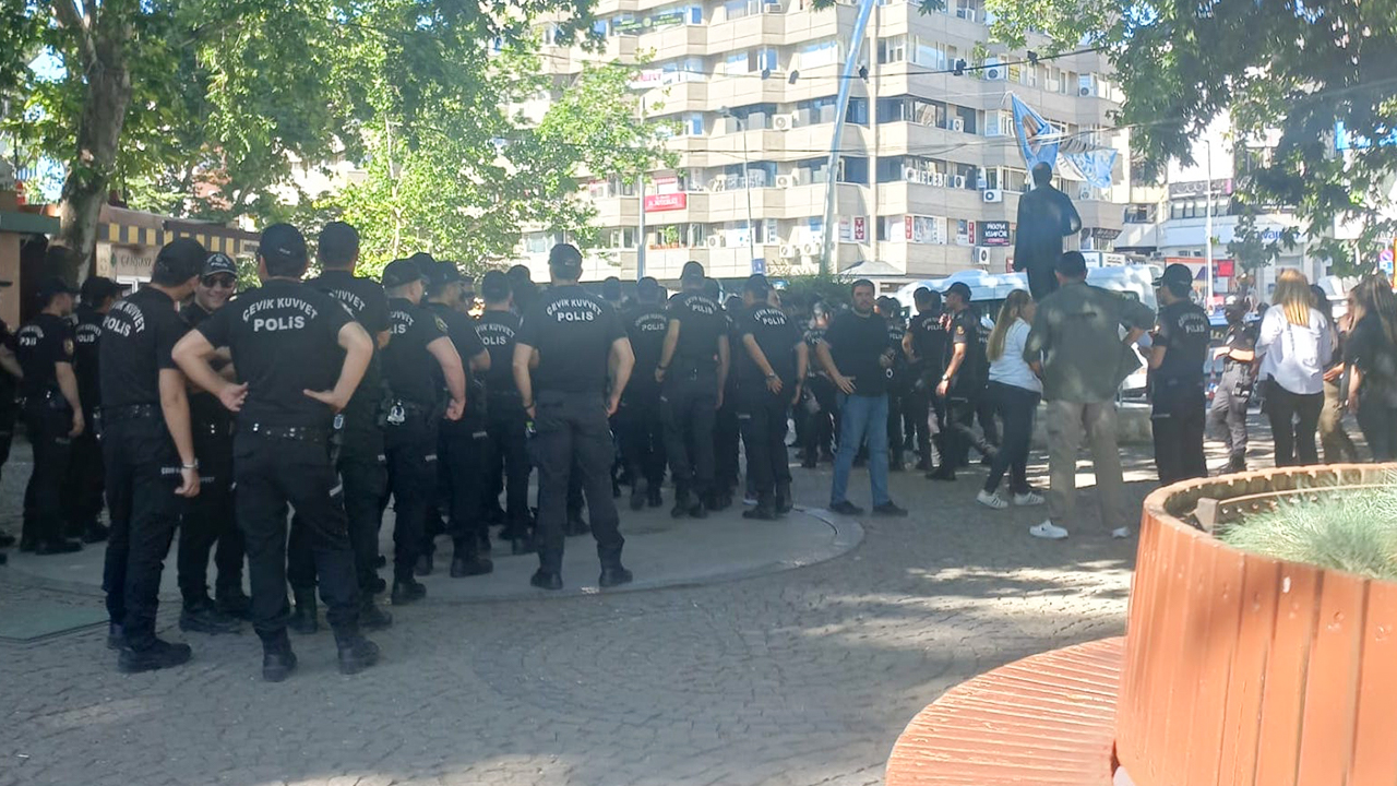 Turkish police attack LGBTI+ pride march in capital Ankara, detaining 42
