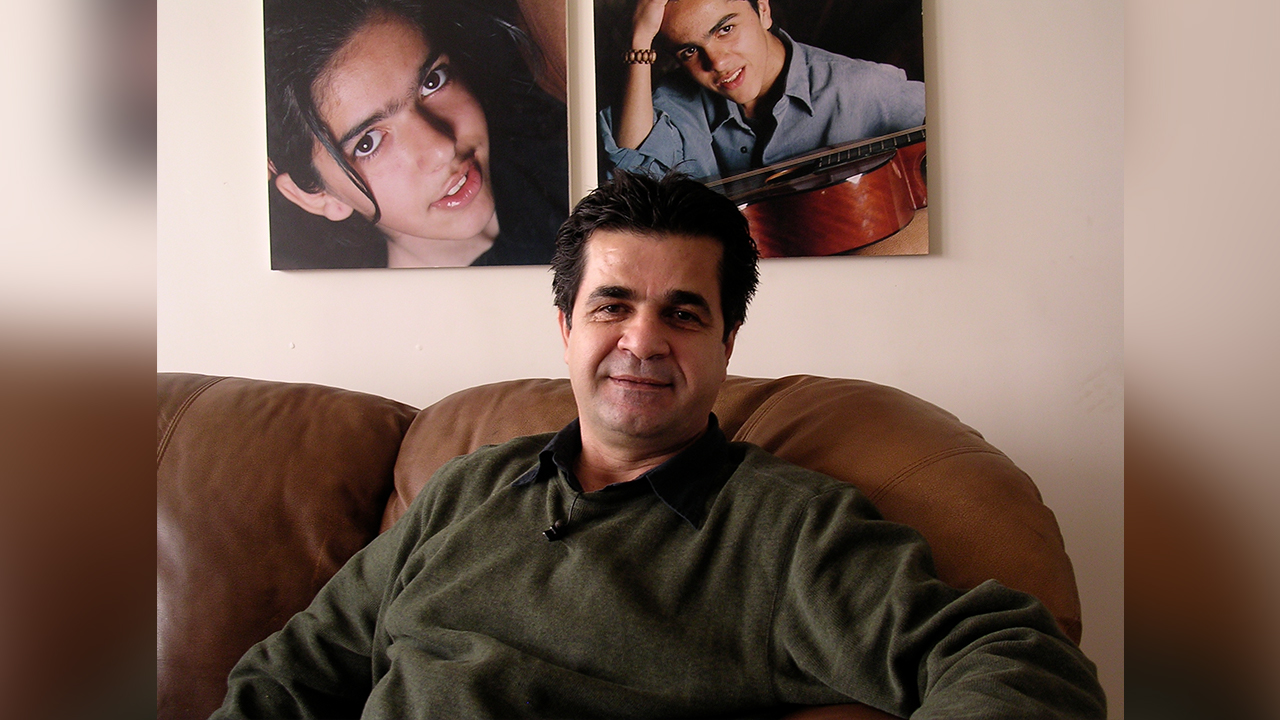 Prominent Iranian filmmaker Jafar Panahi arrested in Tehran