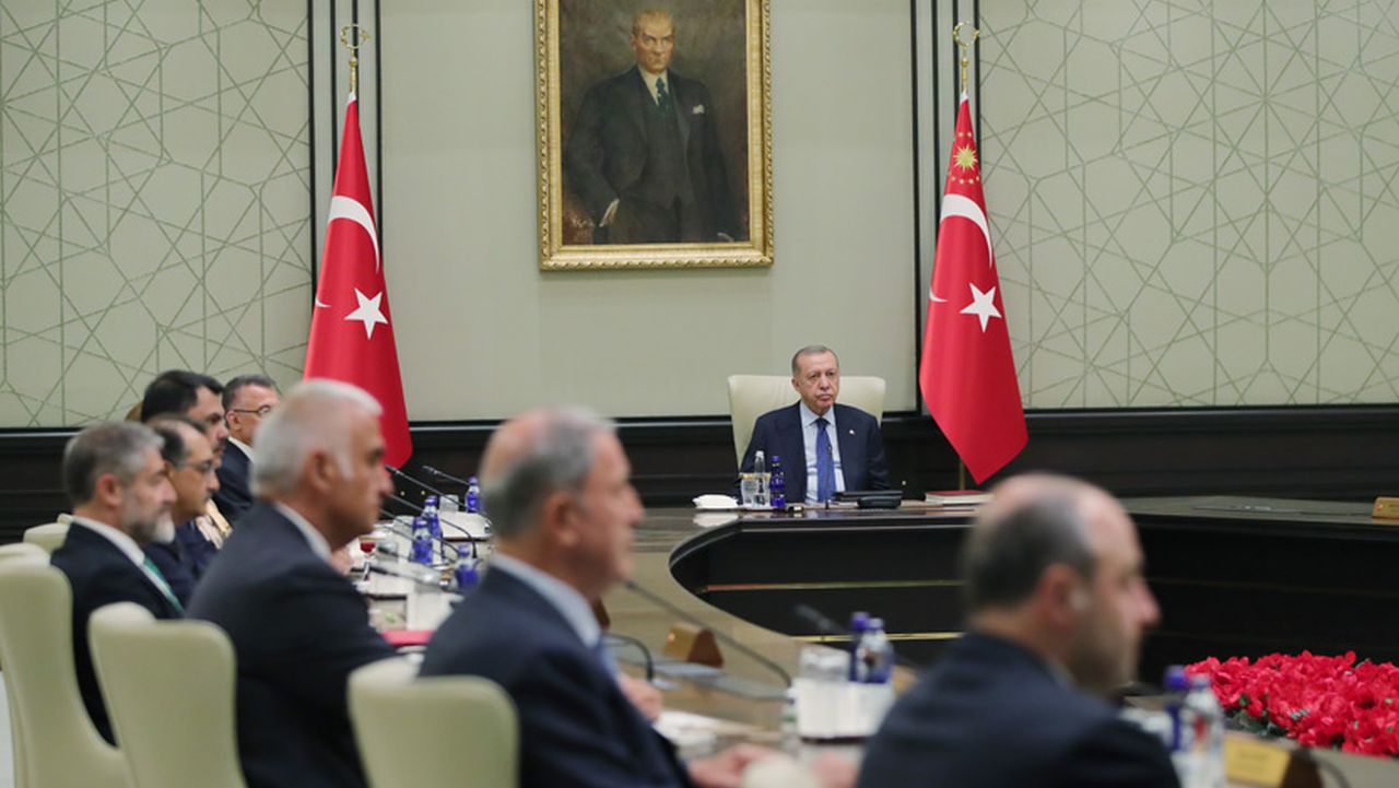 Erdoğan threatens to freeze NATO accession of Sweden and Finland
