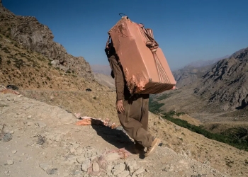 Iranian guards shoot kolbar trader dead on border
