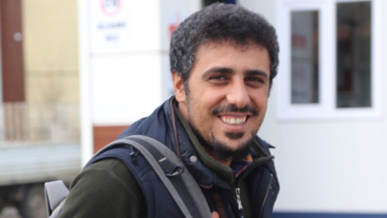 We are journalists, we are in the right, we will gain our freedom and we will write again
