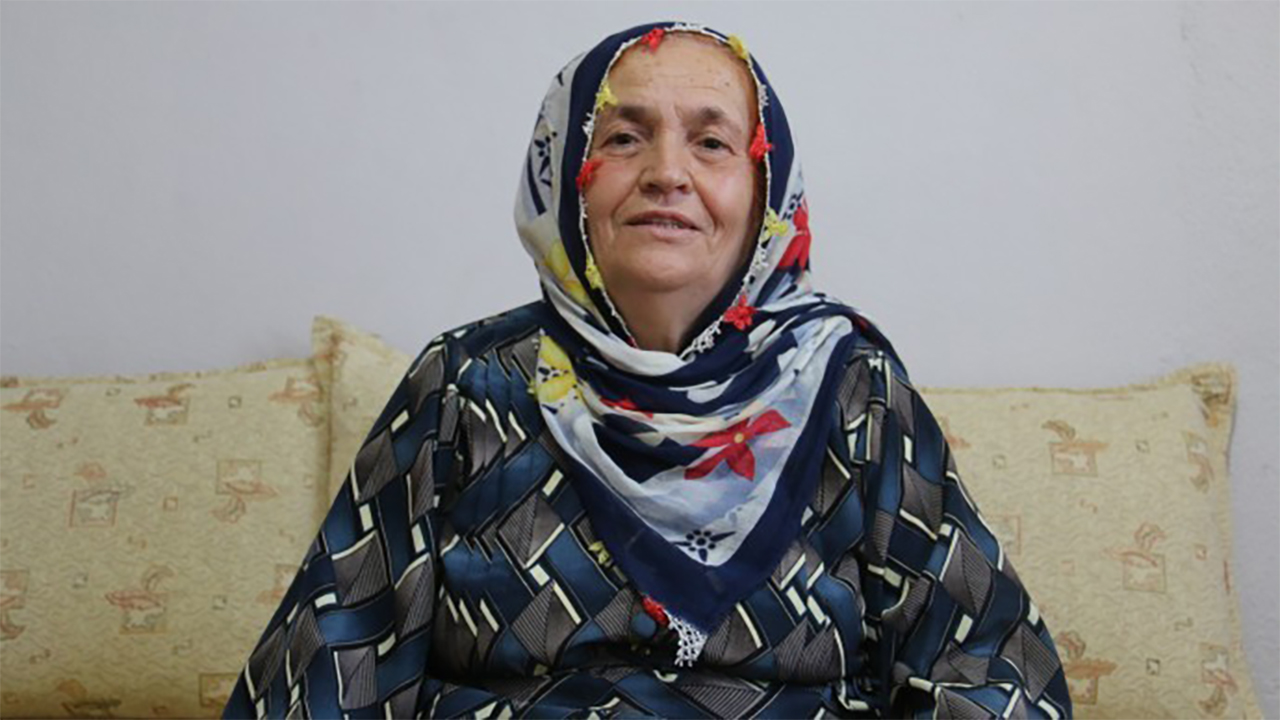Mother on vigil in Turkey for imprisoned son with cancer