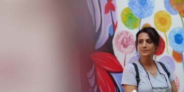 Writer Meral Şimşek receives prestigious award on behalf of Kurdish women