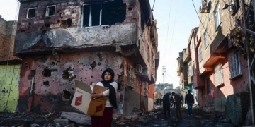 Football club fans protest festival in destroyed Kurdish historical district