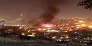 Iran: Fire erupts in notorious prison, crackdown on Kurdish cities ramped up