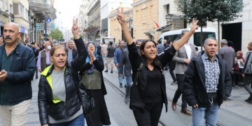 Turkish police arrest dozens in İstanbul protest against Turkey’s use of chemical weapons