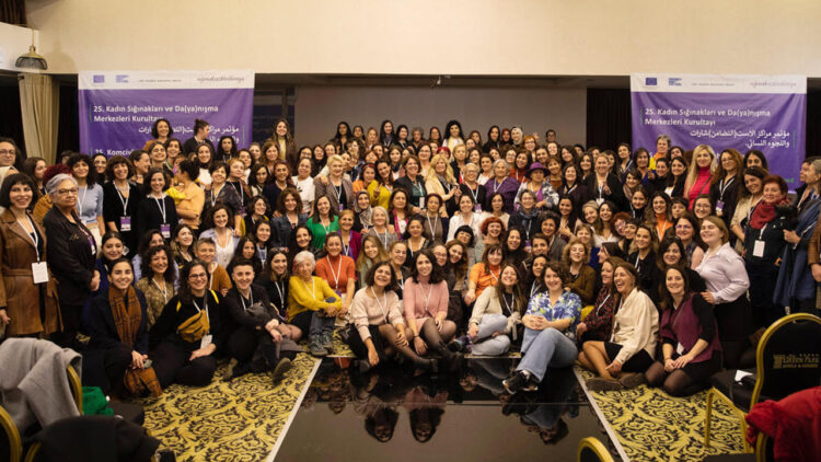 Women talk of world without violence