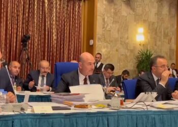 Turkish Interior Minister insults several opposition lawmakers