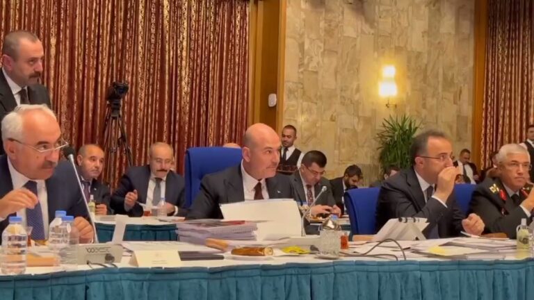 Turkish Interior Minister insults several opposition lawmakers