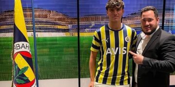 Turkey’s Fenerbahçe cancels contract with footballer over Kurdistan flag