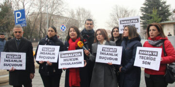 Kurdish politicians call on Turkey to “stop committing crimes”