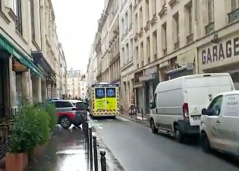 Gunman kills three in Kurdish Cultural Centre in Paris