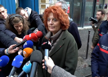 Paris mayors protest deadly shooting at Kurdish cultural centre