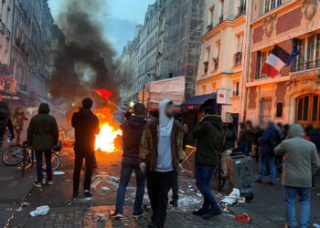 Kurds take to Paris streets after deadly attack on cultural centre