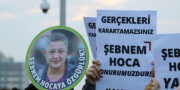 Prosecutor opens terrorism-linked investigation into all executive members of Turkish Medical Association