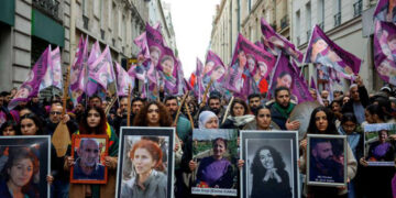 Family of slain Kurd seek political motivation behind Paris attack