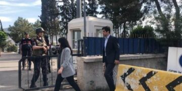 Lawyers continue to apply to meet jailed PKK leader Öcalan