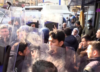 Protesters throughout Turkey demand investigation into chemical use allegations