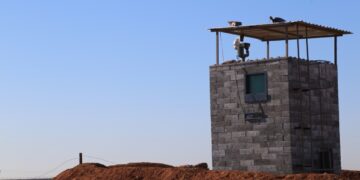 Turkish military makes preparations on border with northeast Syria