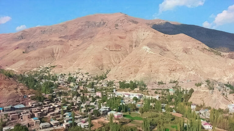 Court in southeast Turkey releases village guard accused of sexual abuse of 14-year old