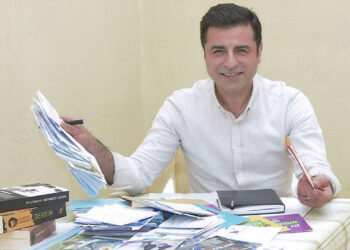 ‘Call out your own governments’, Demirtaş tells German representatives