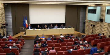 France should give full disclosure in 2013 Paris assassination case, politicians say