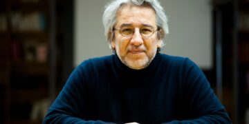 Prominent journalist reaches “Terrorist Wanted” list in Turkey