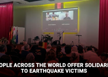 People across the world offer solidarity to earthquake victims