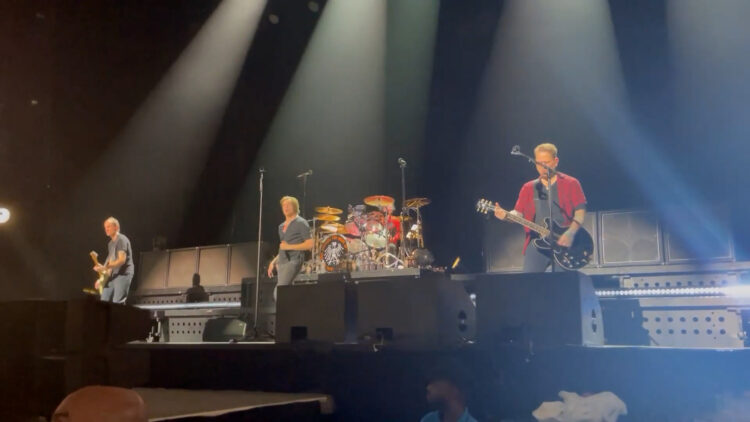 Famous German rock band performs concert for Turkey-Syria earthquake victims