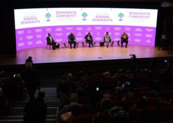A pro-HDP Conference discusses main pillars of democratisation of Turkey