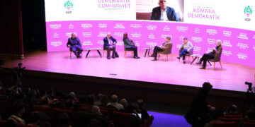 Democratic Republic Conference discusses a new republic conception in Turkey