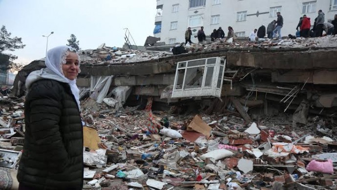 Confirmed death toll in Turkey, Syria reaches 34,878 in total