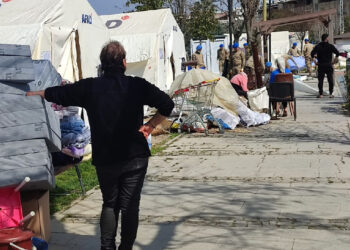 Turkish authorities evacuate aid site for earthquake victims