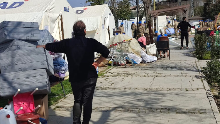 Turkish authorities evacuate aid site for earthquake victims