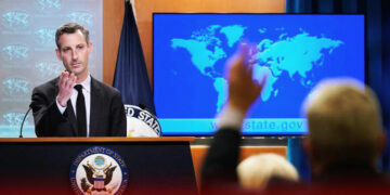 Washington responds: Ankara summons ambassador over visit to northeast Syria by top US general