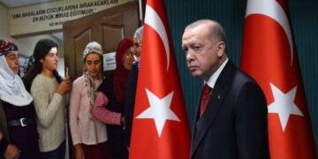 Turkey’s AKP plans to boost its support among pious Kurdish voters before the coming elections
