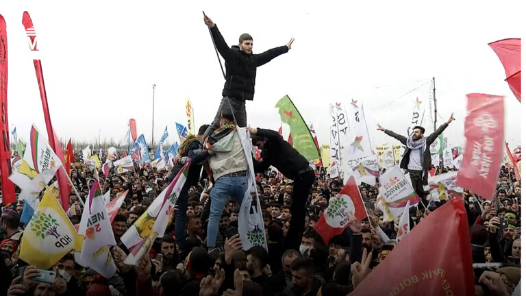 Flames of first Newroz fire rise in Berlin in spirit of mourning