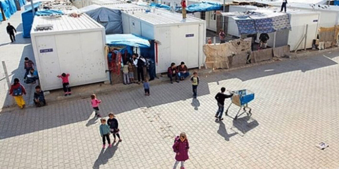 Afghan refugee still held with attackers after sexual assault complaint in Turkey