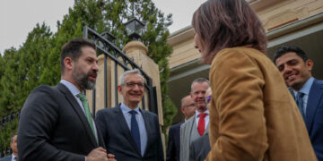 Germany’s foreign minister visits Yazidi homeland, meets with Kurdish leaders