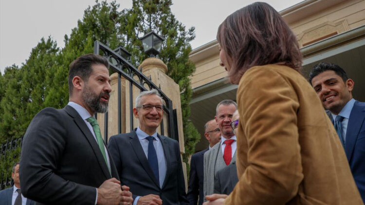 Germany’s foreign minister visits Yazidi homeland, meets with Kurdish leaders