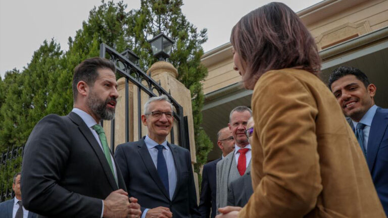 Germany’s foreign minister visits Yazidi homeland, meets with Kurdish leaders