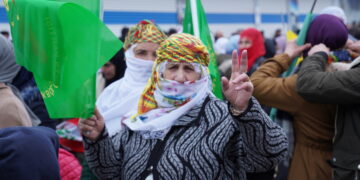 Newroz celebrations continue with calls for freedom for jailed PKK leader Öcalan