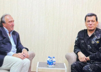 Italian politician meets SDF commander Abdi on Friday