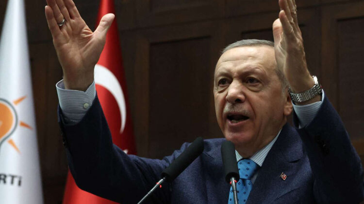 Erdoğan continues litigation campaign against opposition